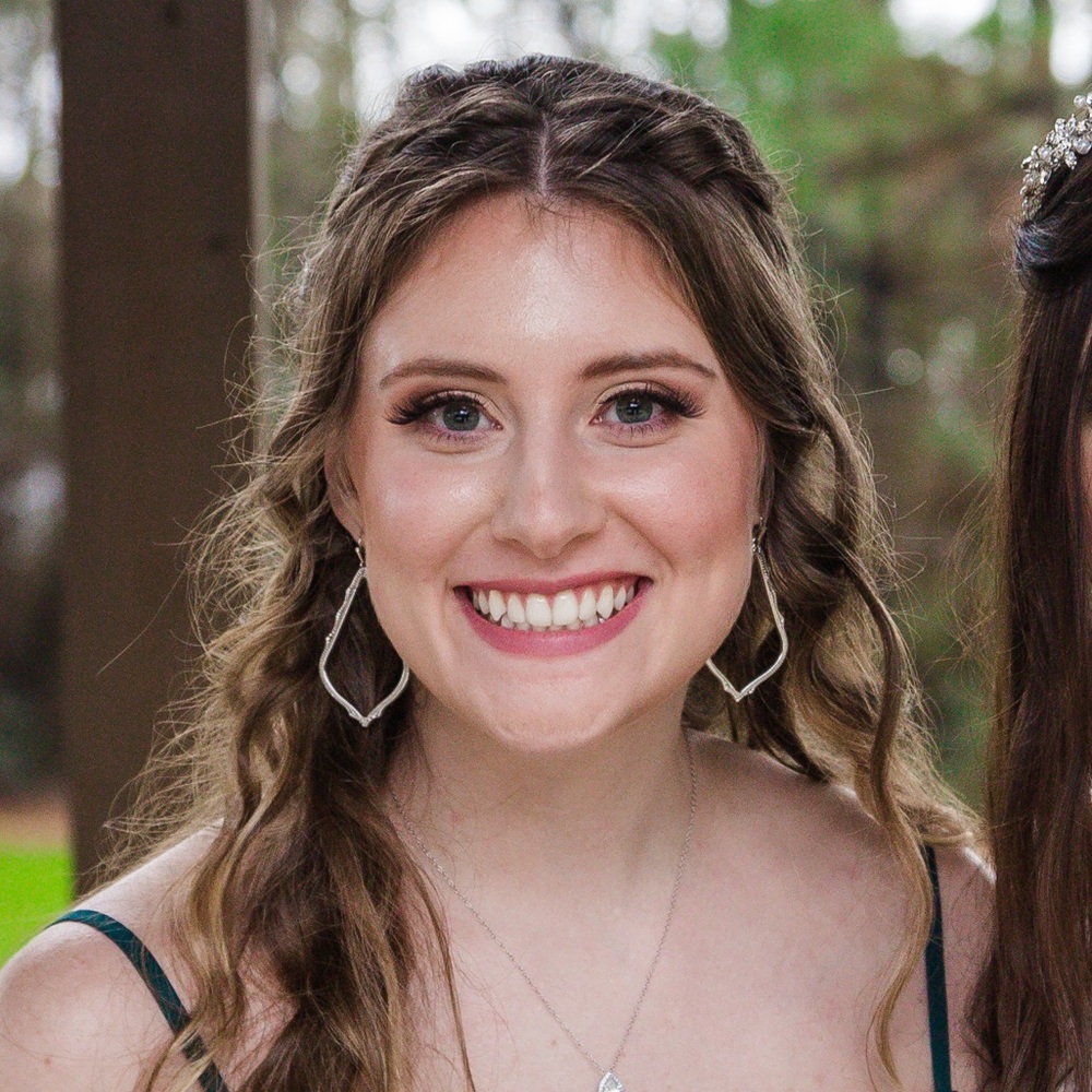 Meet your Posher, Katie - Shop my closet Taurus Express